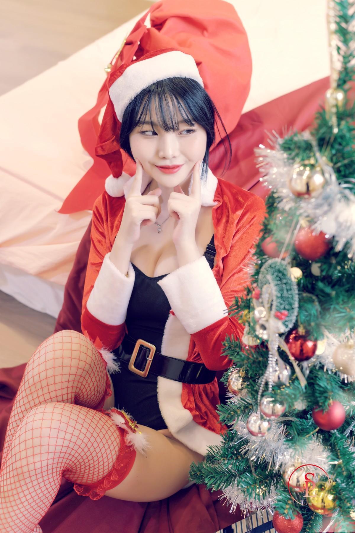Yuna 유나, [SAINT Photolife] Merry Yuna’s Xmas Set.01(9)