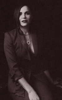 Lana Parrilla ROVuibPh_o