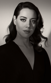 Aubrey Plaza ThU3Erpw_o