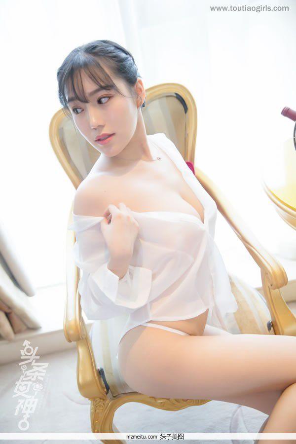 TouTiao头条女神陈亦菲-豆蔻花颜大尺度写真(2)