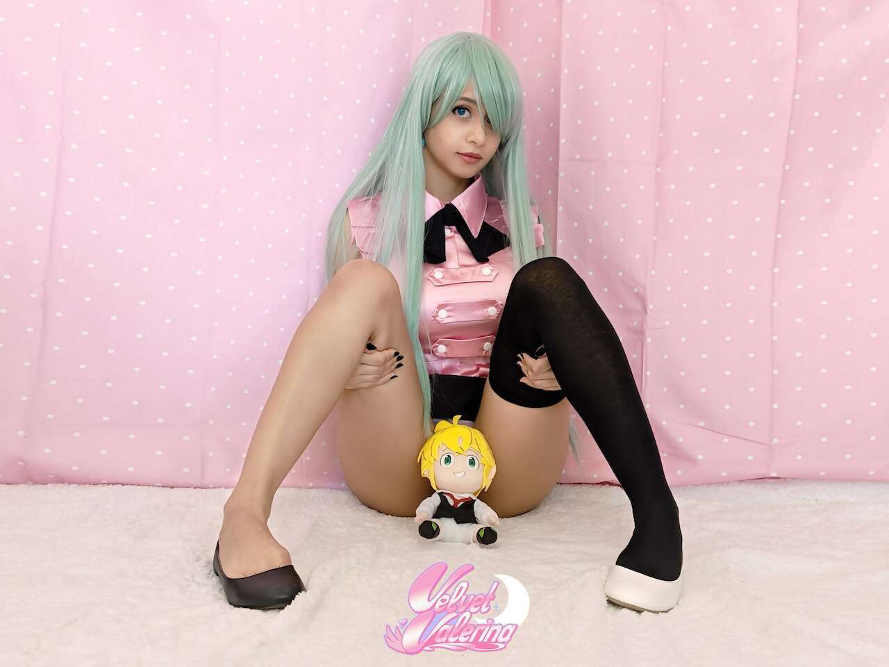 Velvet Valerina Elizabeth Liones