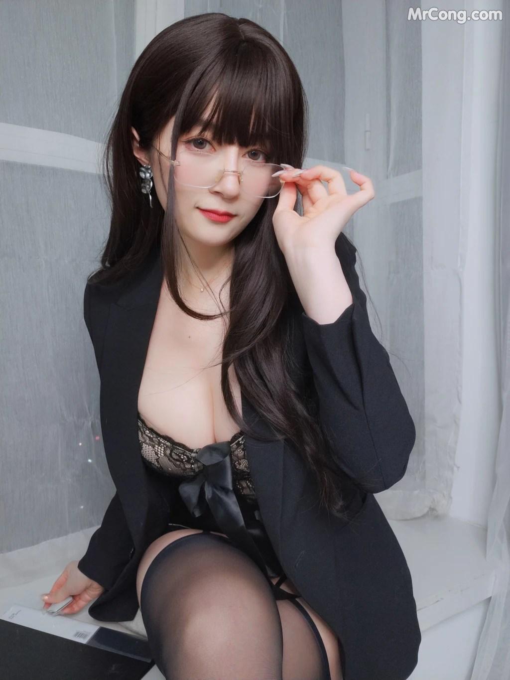 Coser@白银81 Vol.105: [Patreon] Oct 2022 (210 photos )(123)