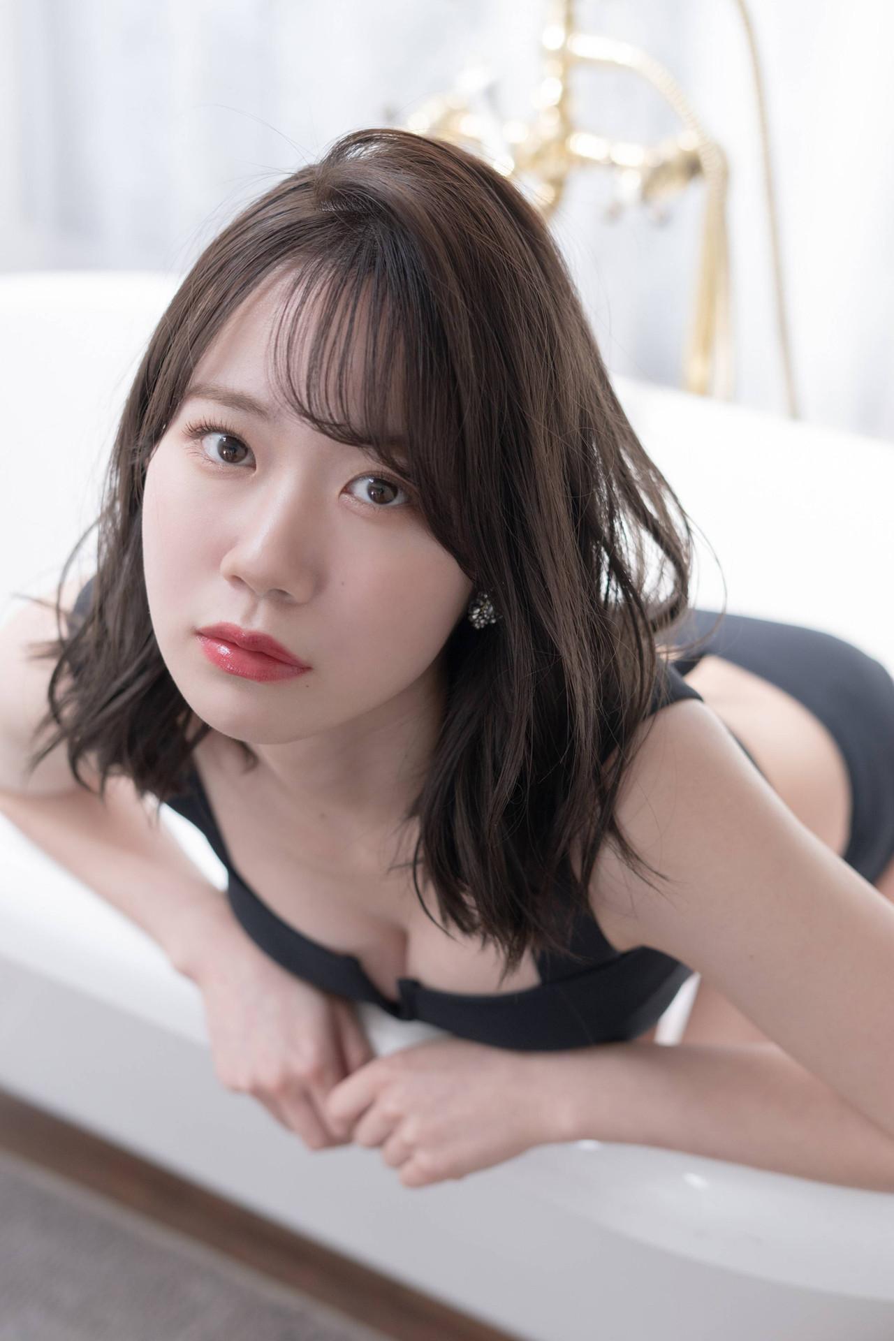 Yuna Hattori 服部有菜, 48Times Premium Album 写真集 Set.01(3)