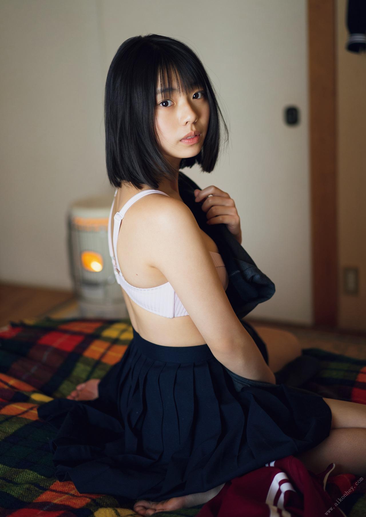 Hina Kikuchi 菊地姫奈, １ｓｔ写真集 はばたき Set.02(22)