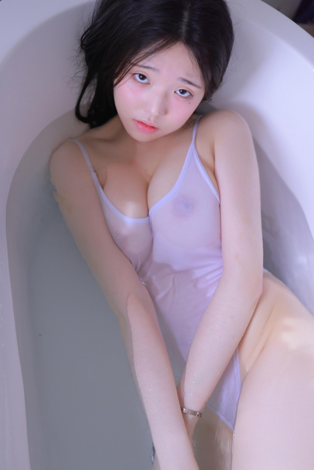 Yeon Woo 연우, [Patreon] Bath Tub Set.02(65)