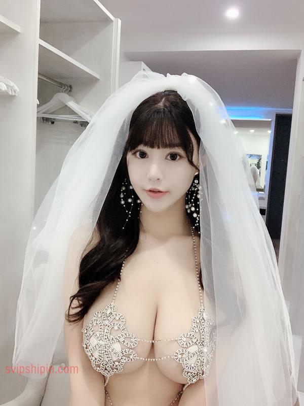 人气巨乳网红朱可儿定制-婚纱私拍合集(27)