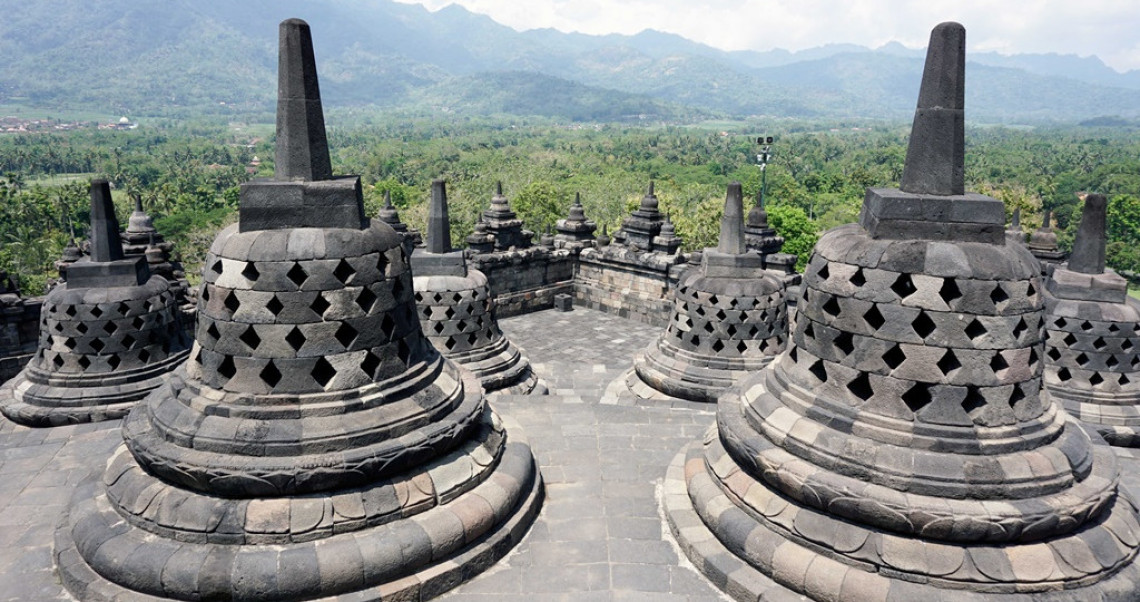 Keunikan Candi Borobudur  7  Keajaiban  Dunia 