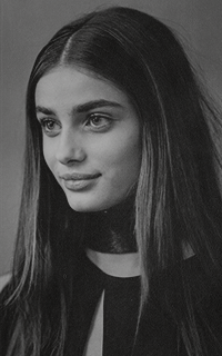 Taylor Marie Hill DsmfpS0p_o
