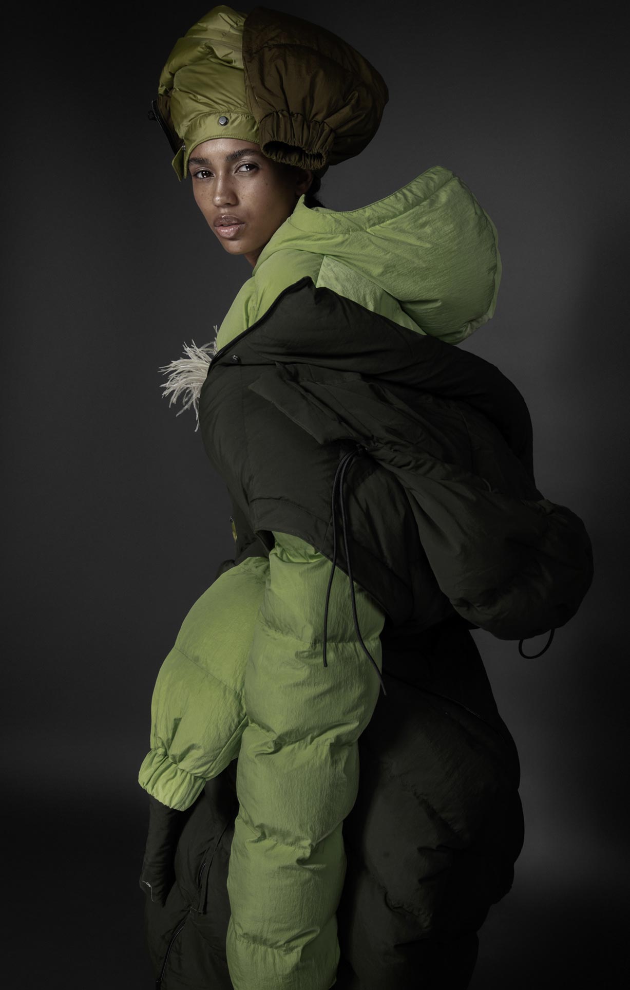 Lara Ndiaye by Attila Udvardi / Kaltblut Magazine Нетрадиционный взгляд на модную одежду / фото 05