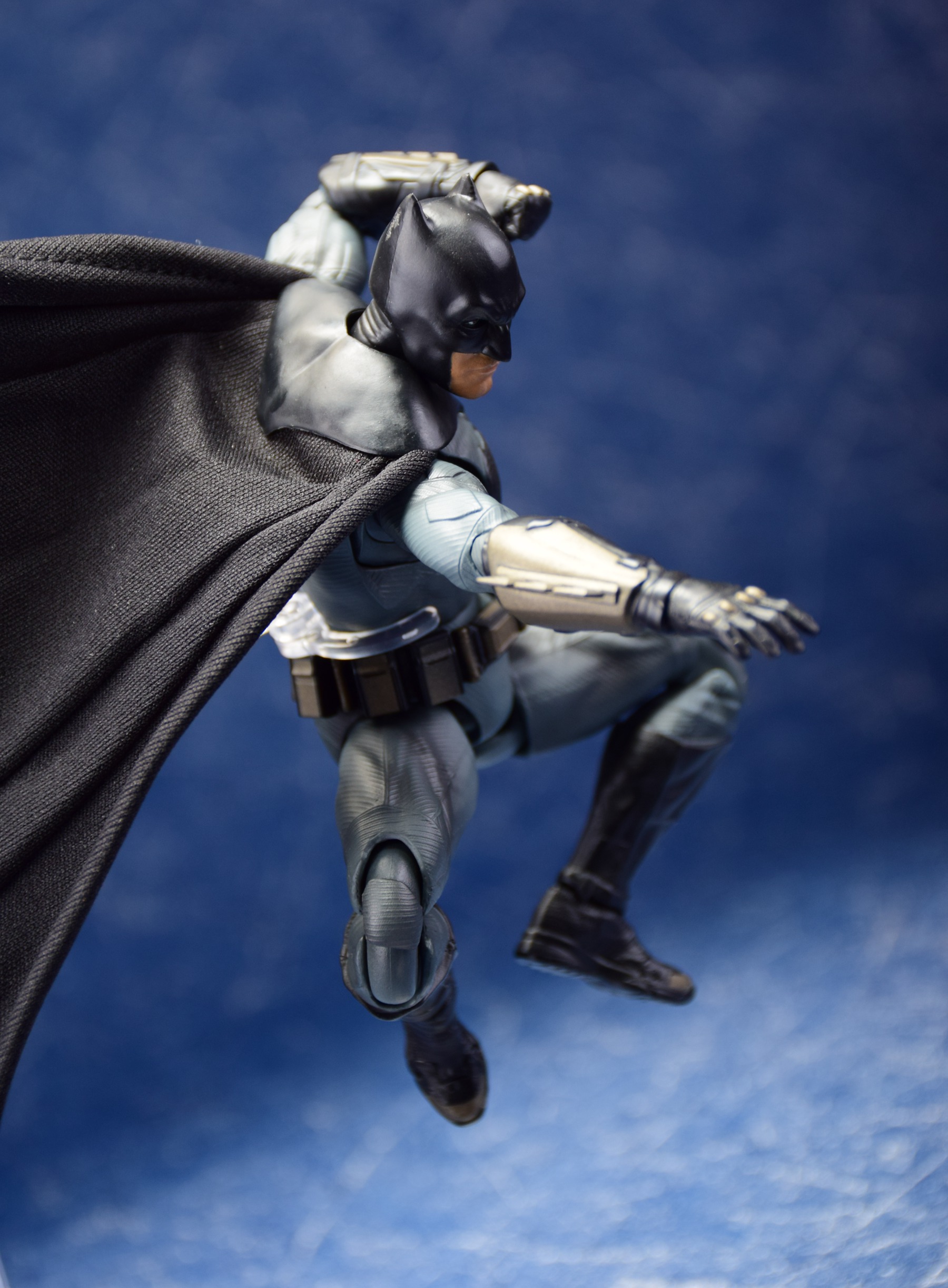 [Comentários] DC Comics S.H. Figuarts I4KLhLxj_o