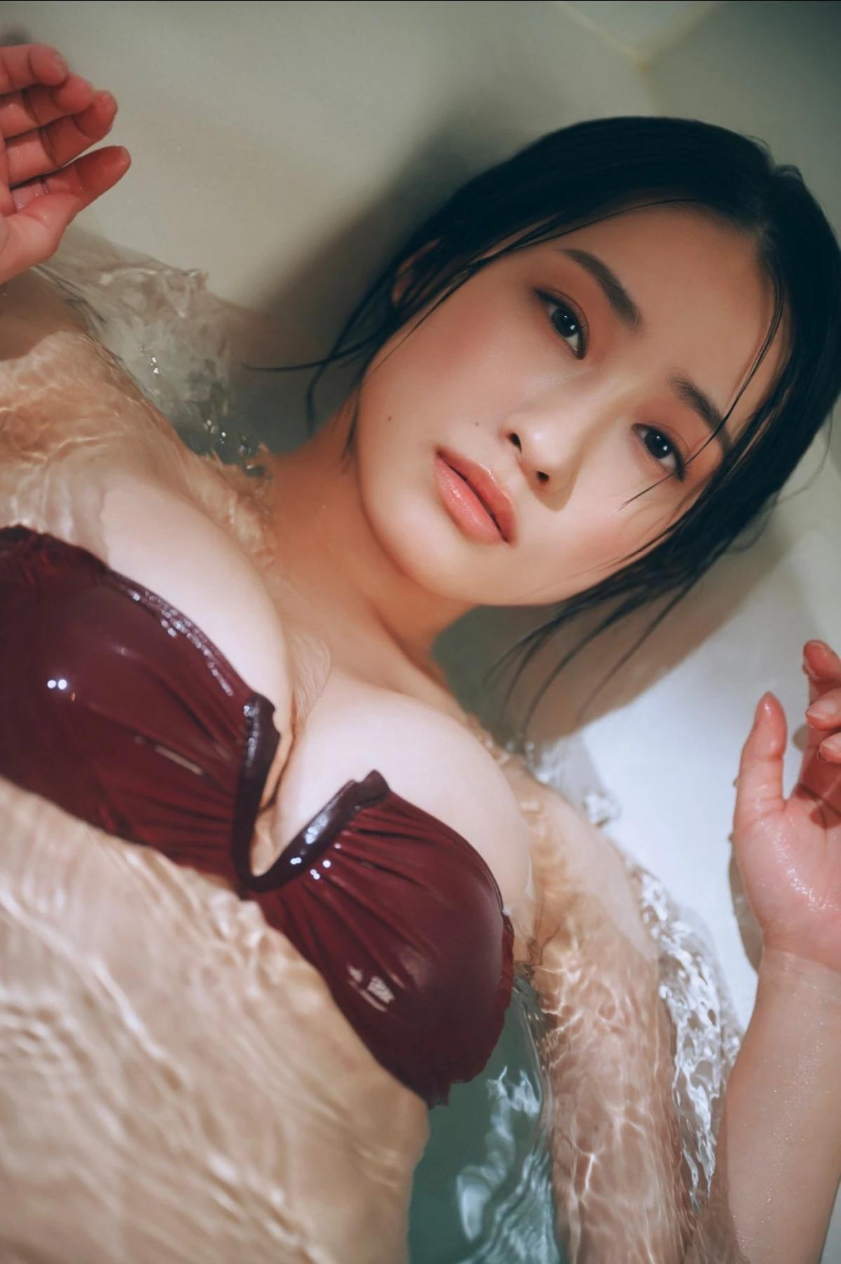 Ayano Sumida 澄田綾乃, FLASHデジタル写真集 「熱くさせて」 Set.01(13)