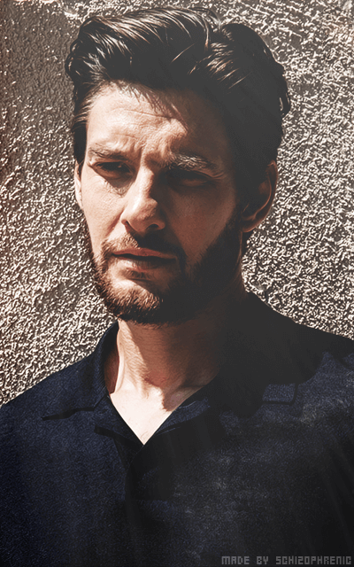 Ben Barnes UZuDijRB_o