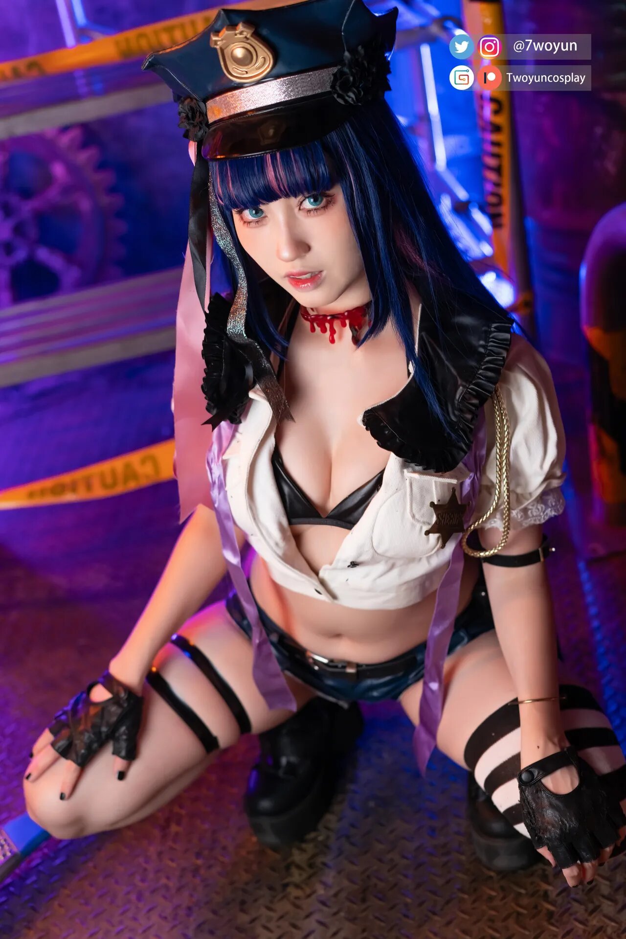 Twoyun - Officer Stocking