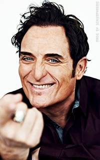 Kim Coates SHqnGMYo_o