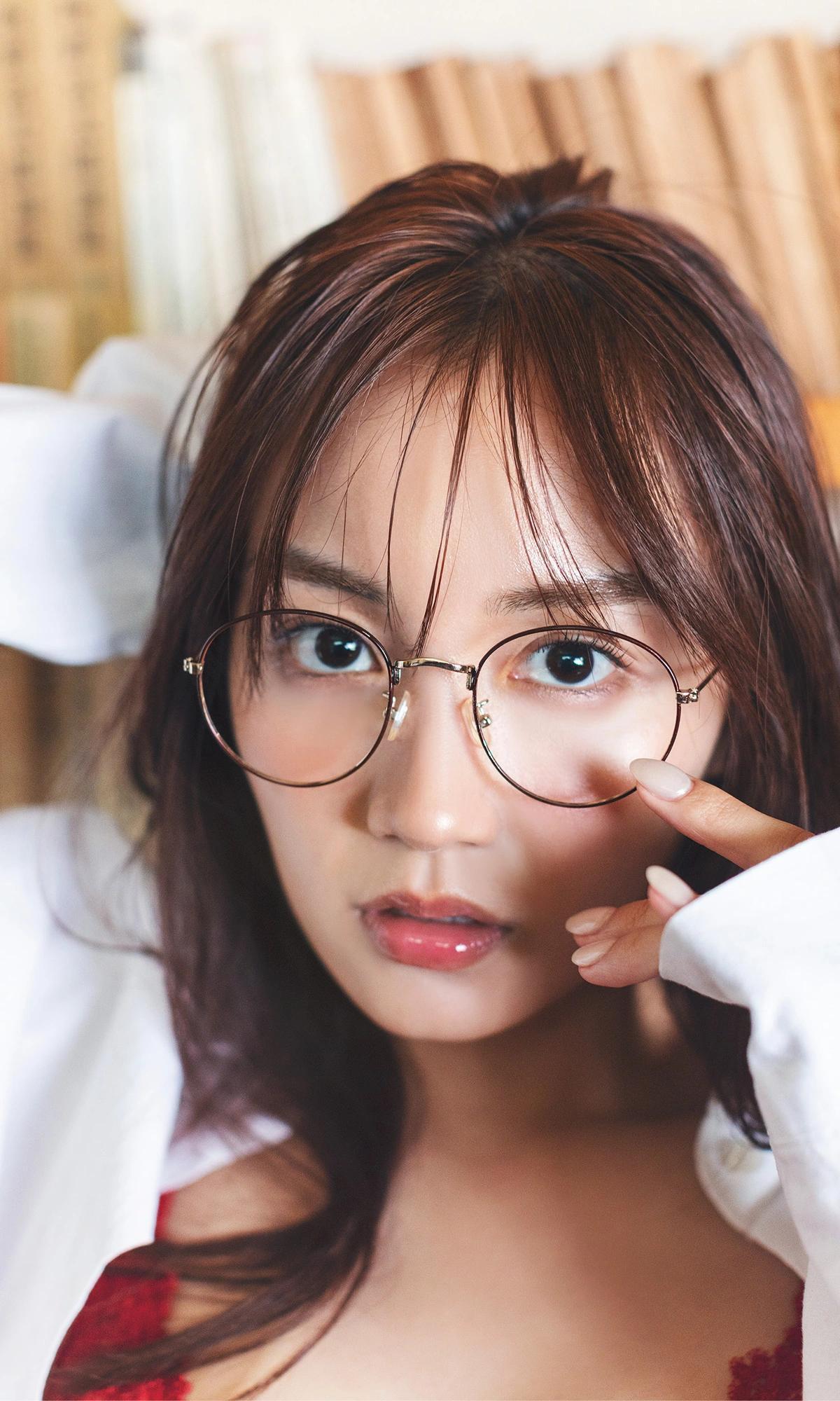 Hikari Kuroki 黒木ひかり, 週プレ Photo Book 「明日、もっと好きになる」 Set.01(2)