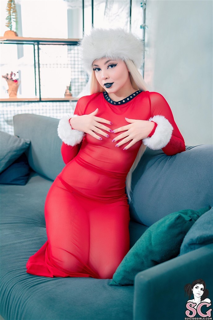 Biawhite Suicide, Mrs. Claus of darkness