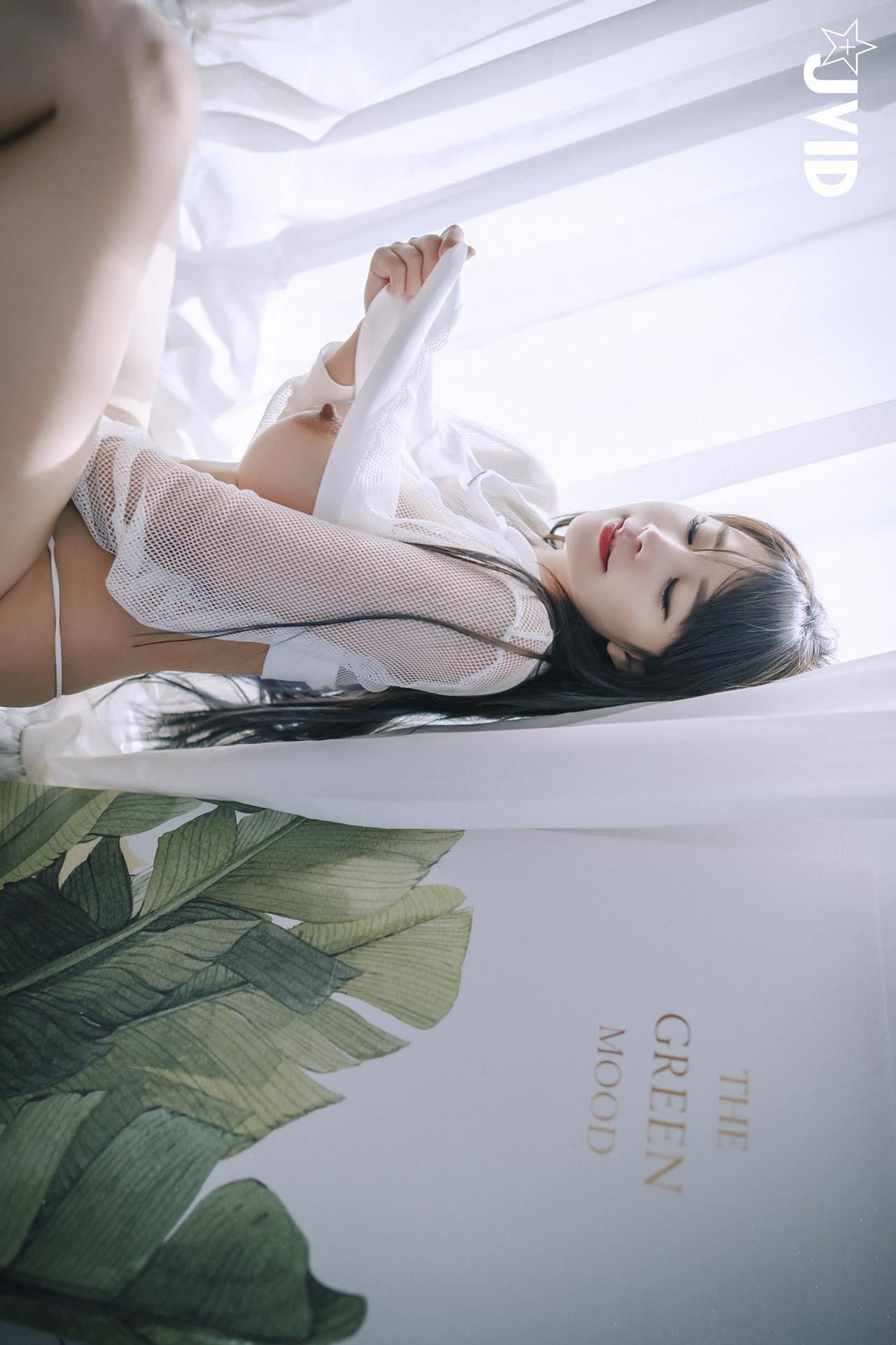 JVID Lele 樂樂 – 巨乳女神 樂樂－色誘閨密兄長，激情畫面曝光 Set.01(46)