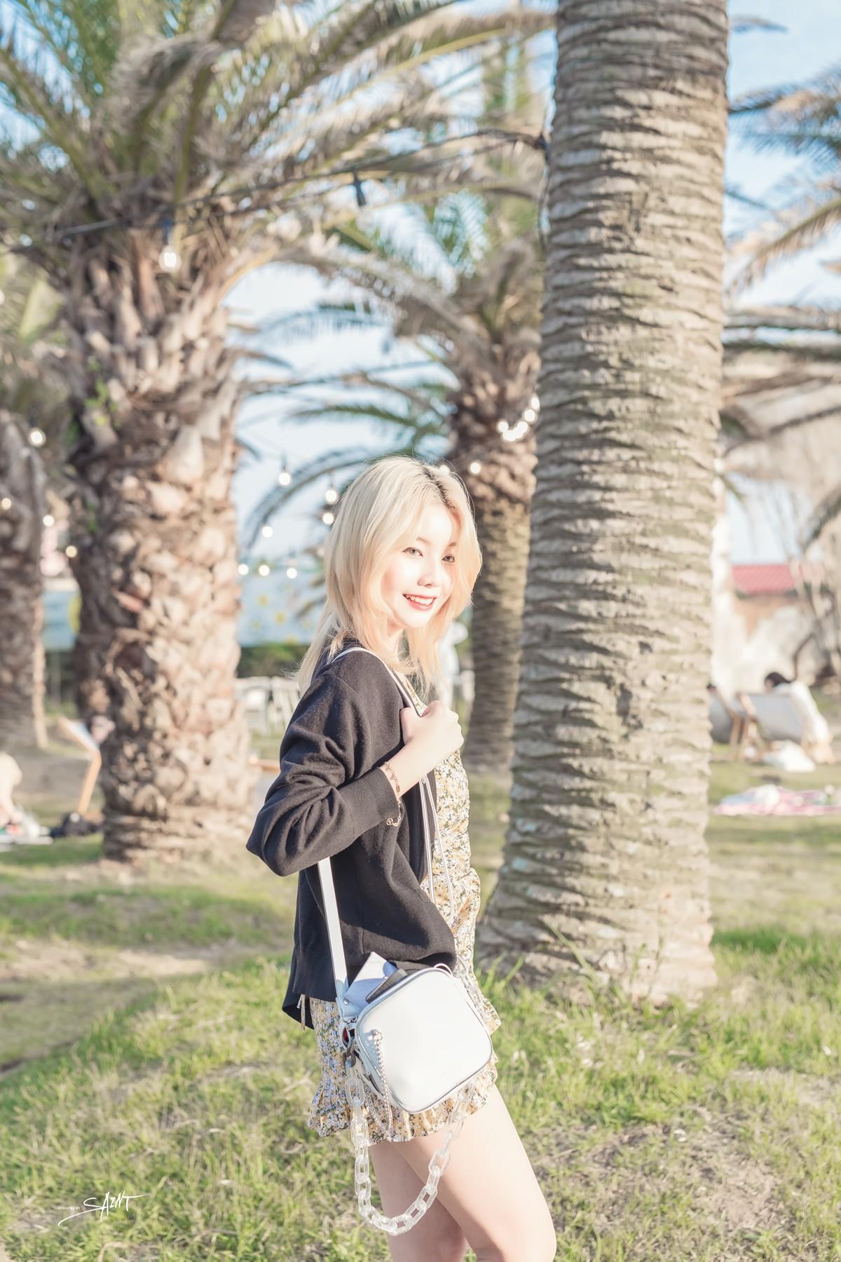 Yuna 유나, Saint PhotoLife Vol.14 ‘Jeju Story Part.1’ Set.02(4)