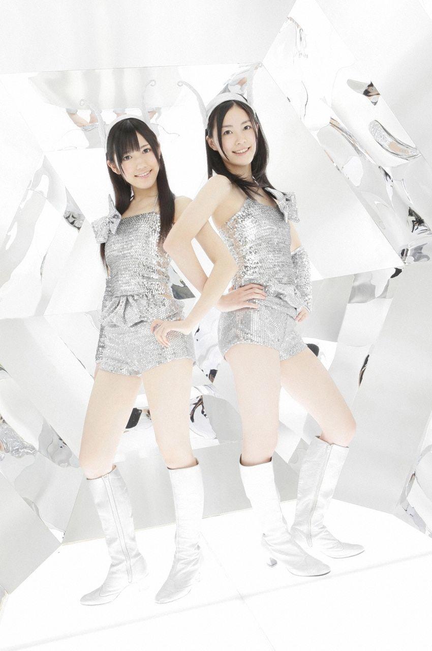 AKB48《WORLD GIRLS》 [VYJ] 写真集(2)