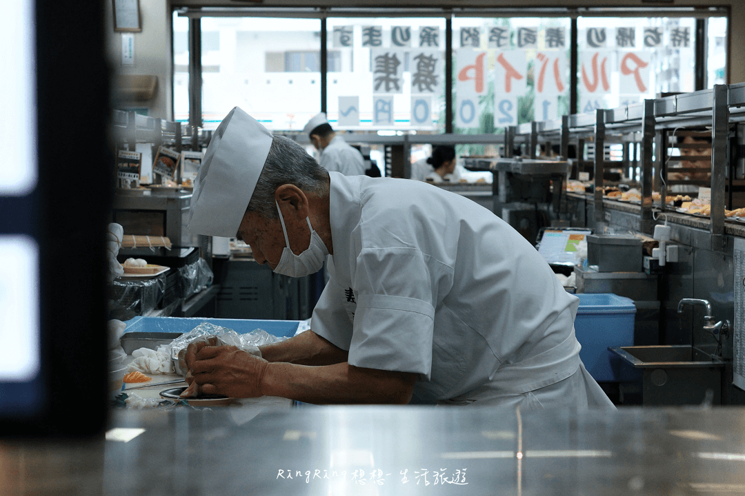 美國村迴轉壽司市場美浜店