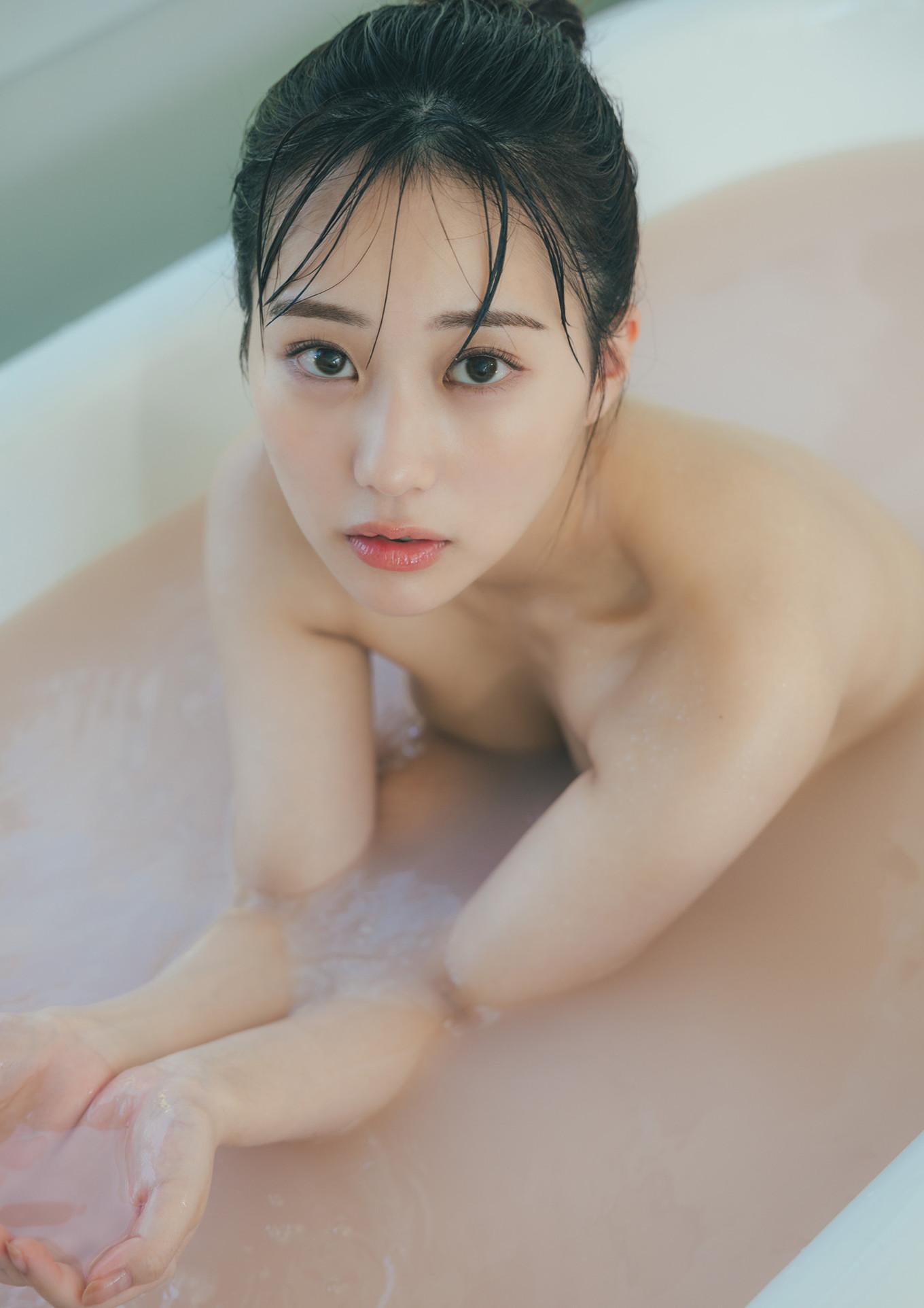 Miku Tanaka 田中美久, 週プレ Photo Book 「もっと、気ままに。」 Set.01(31)