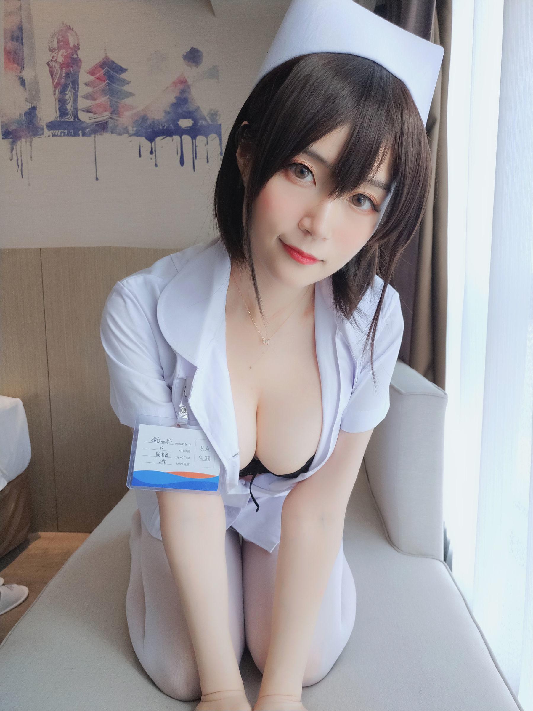 白银81《短发小护士》 [COSPLAY少女] 写真集(23)