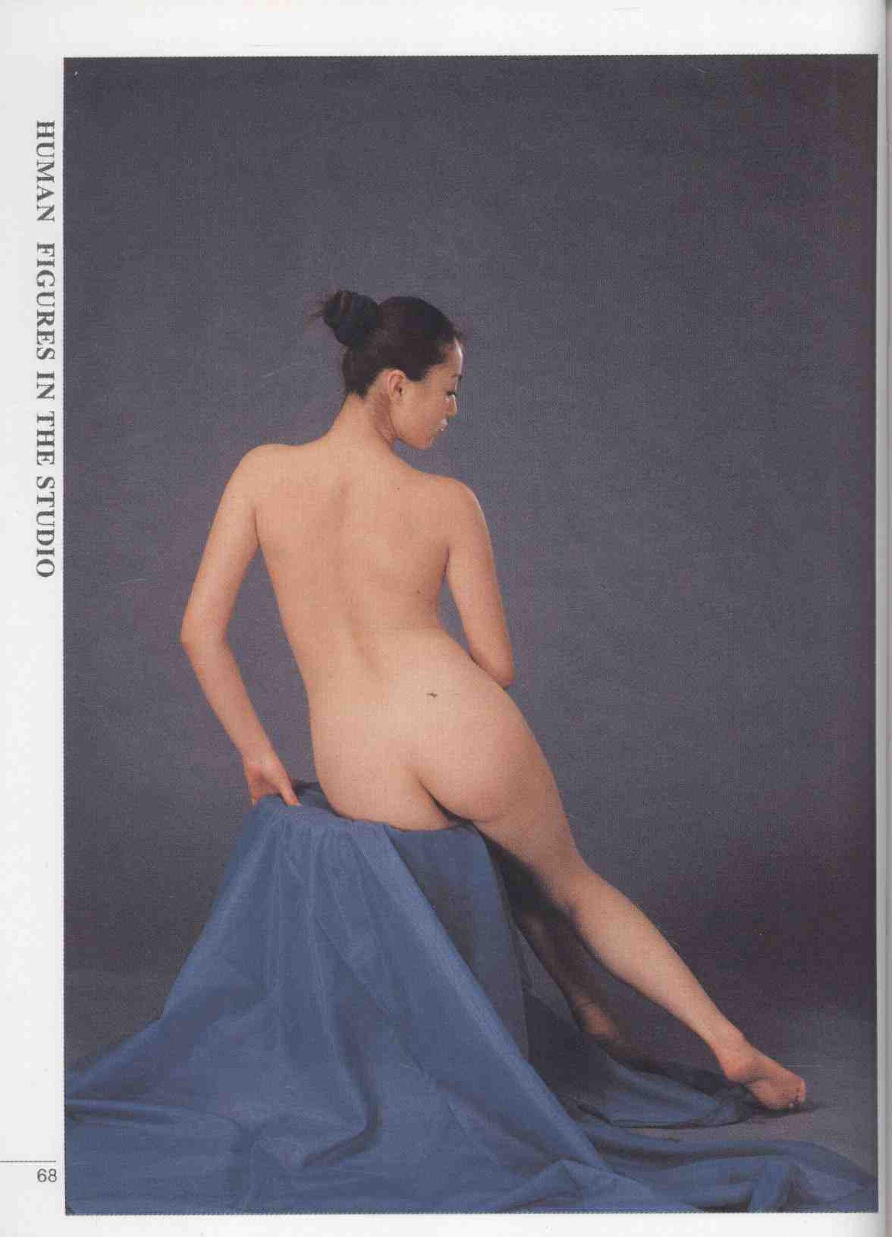 书籍扫描 实用人体模特摄影·坐姿篇(73)