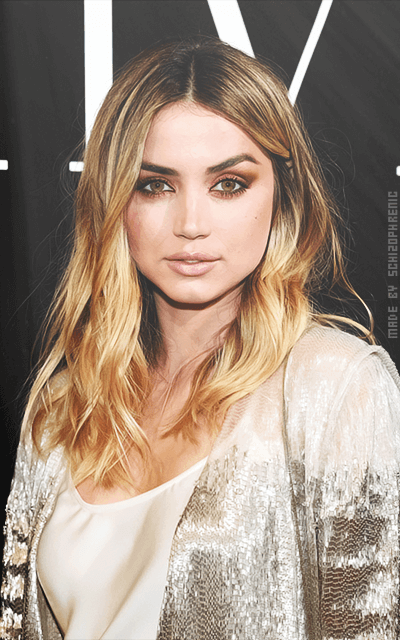 Ana de Armas YrMYsTVZ_o