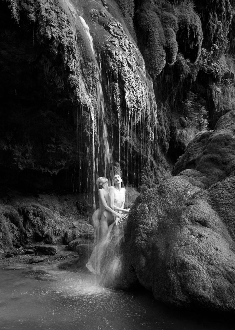 Gaelle and Lauriane nude by Remi Kozdra and Kasia Baczulis - P Magazine Gaelle and Lauriane nude by Remi Kozdra and Kasia Baczulis - P Magazine