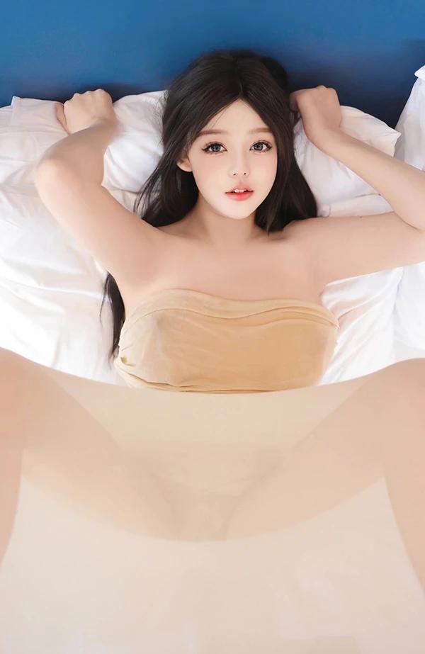 秀人女神柚柚小奶瓶真空人体玩崩了的丝袜(26)
