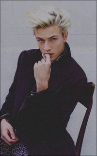 Lucky Blue Smith Au04F1Y0_o