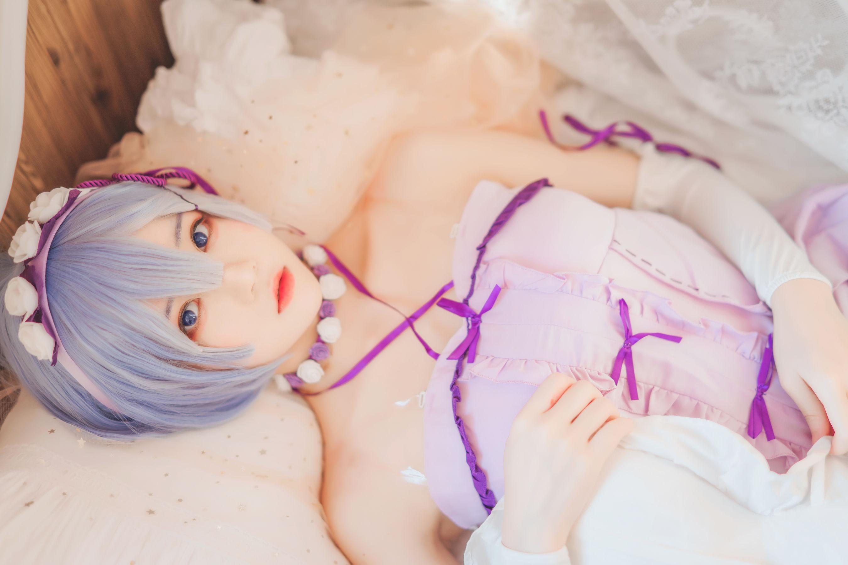 [Cosplay] 蠢沫沫 – 蕾姆小睡裙(32)