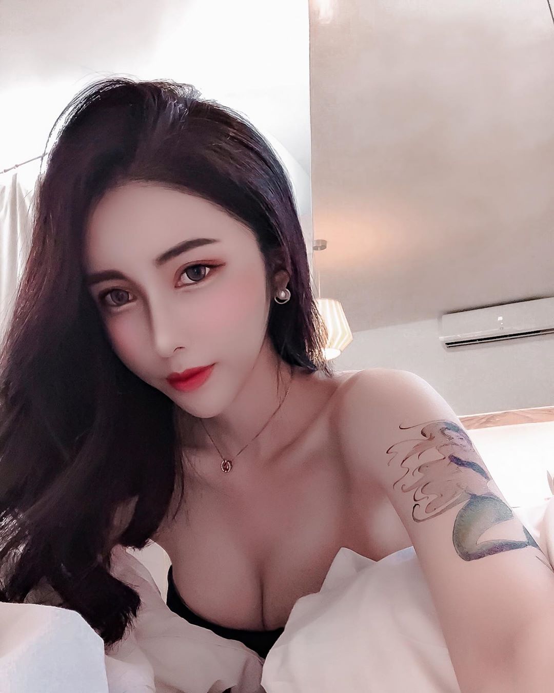 IG正妹—黃瓊儀 AOvRtmTX o - IG正妹—黃瓊儀