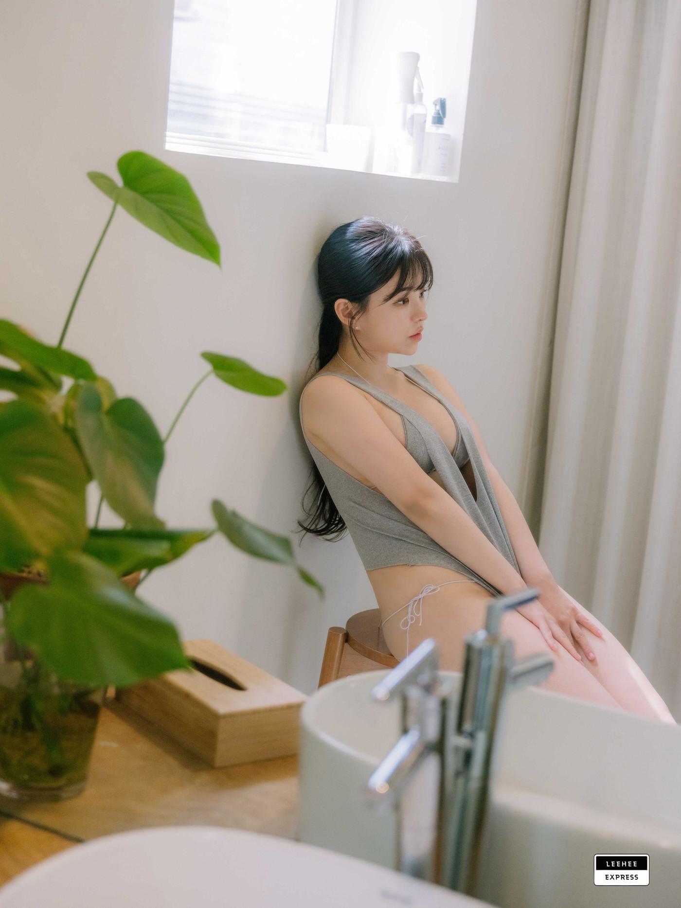 Yuri 유리, LEEHEE EXPRESS LEND-037 Set.01(27)