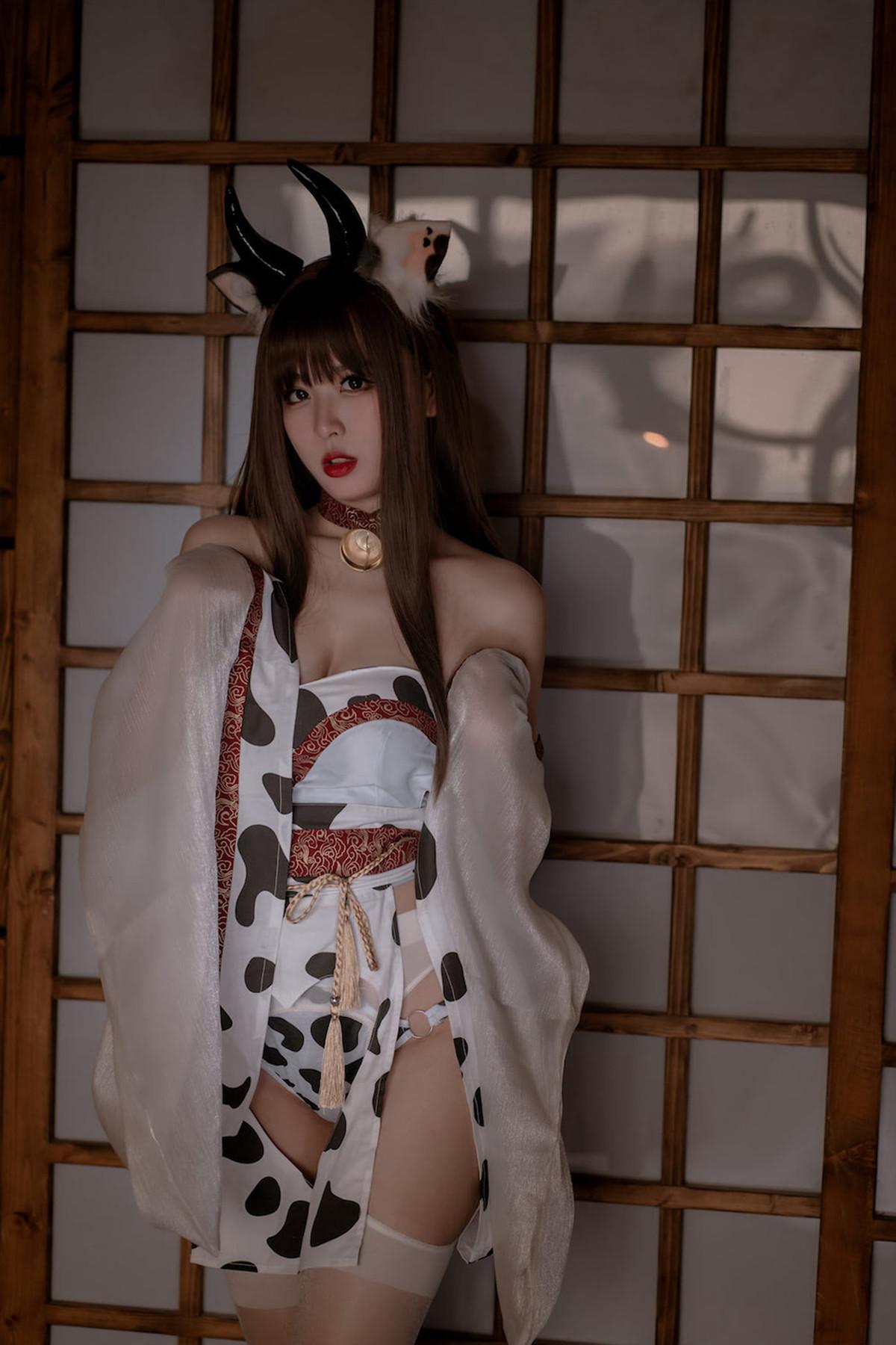 Cosplay 轩萧学姐 牛牛和服 Cow Cow(45)