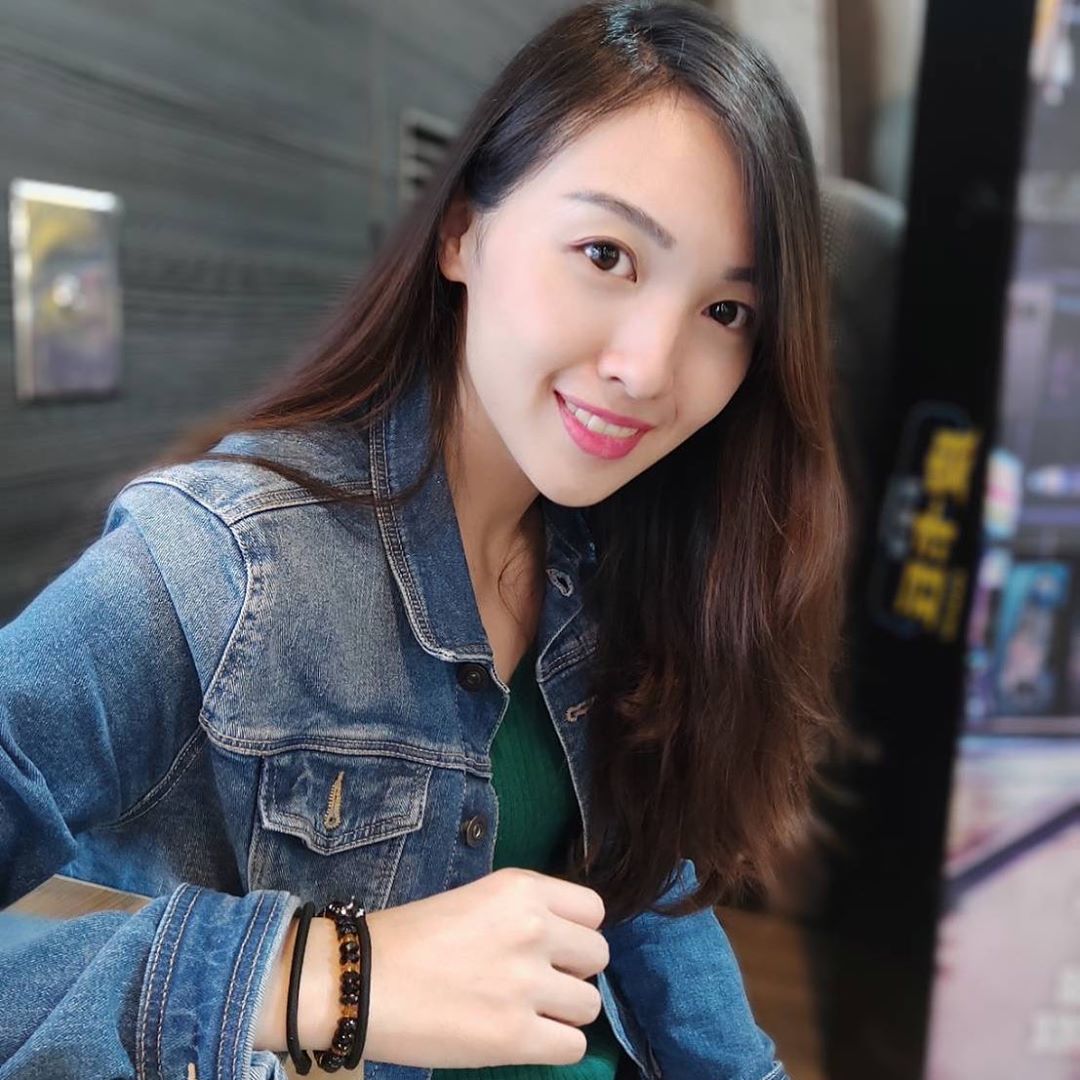 直播正妹—Kiwi綺綺 VuU9UrJw o - 直播正妹—Kiwi綺綺
