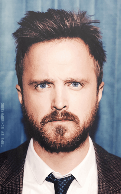 Aaron Paul JKu71y01_o