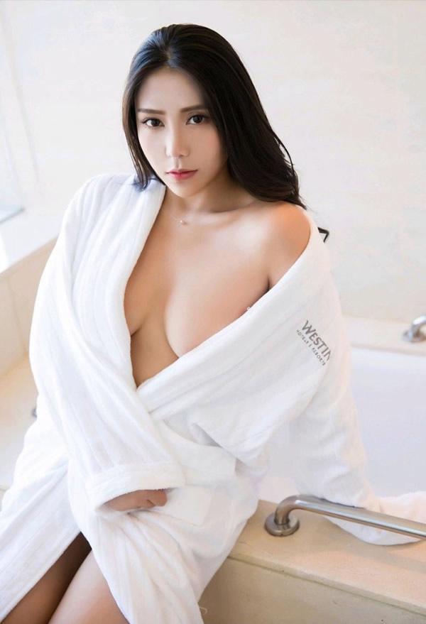 巨乳妹妹安可儿丰满大奶惹火销魂(18)