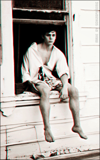 Evan Peters I7dc7dy5_o