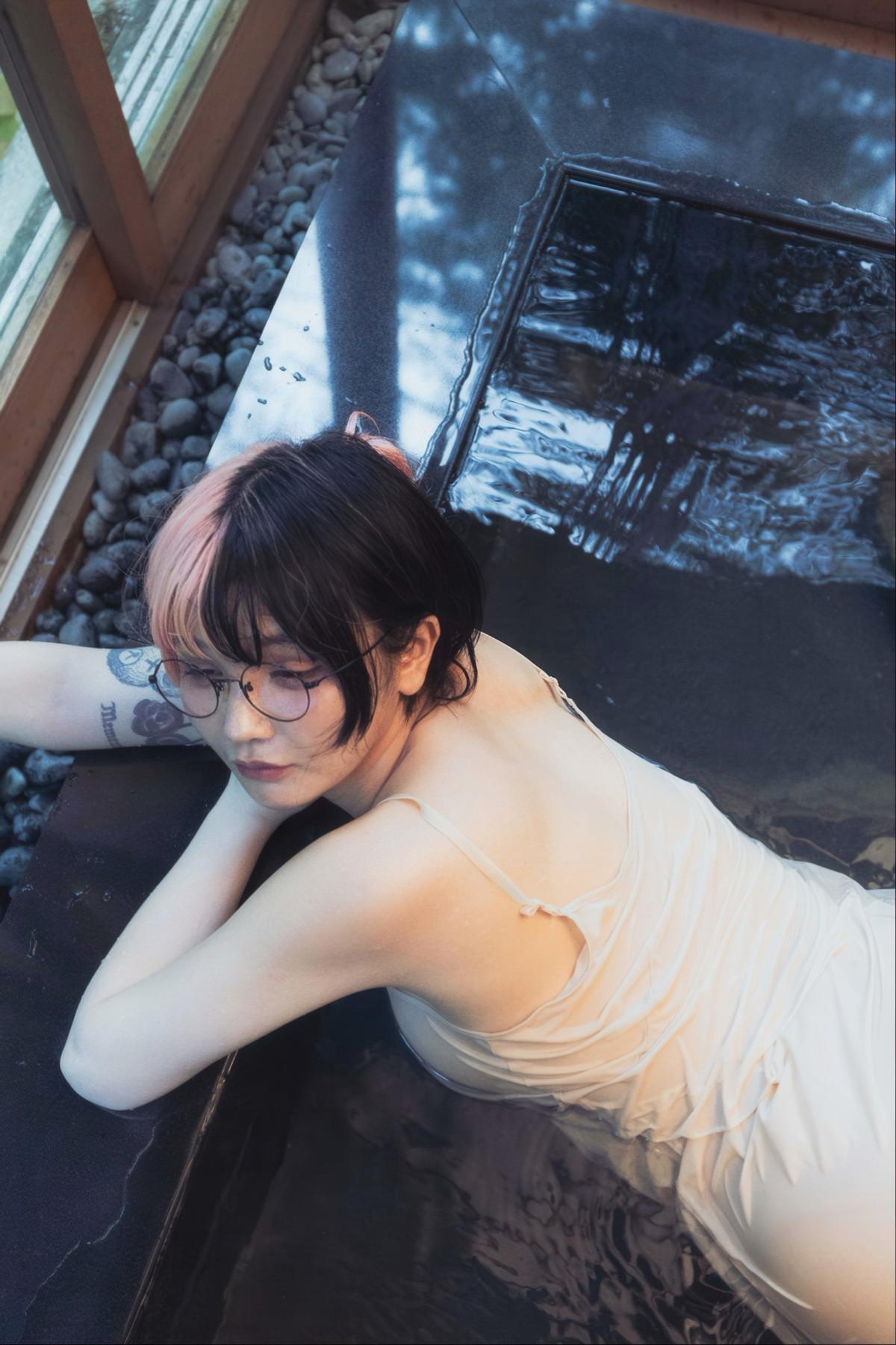 Chukimeroday ちゅきめろでぃ, 2nd 写真集 『一泊二日』 Set.02(15)