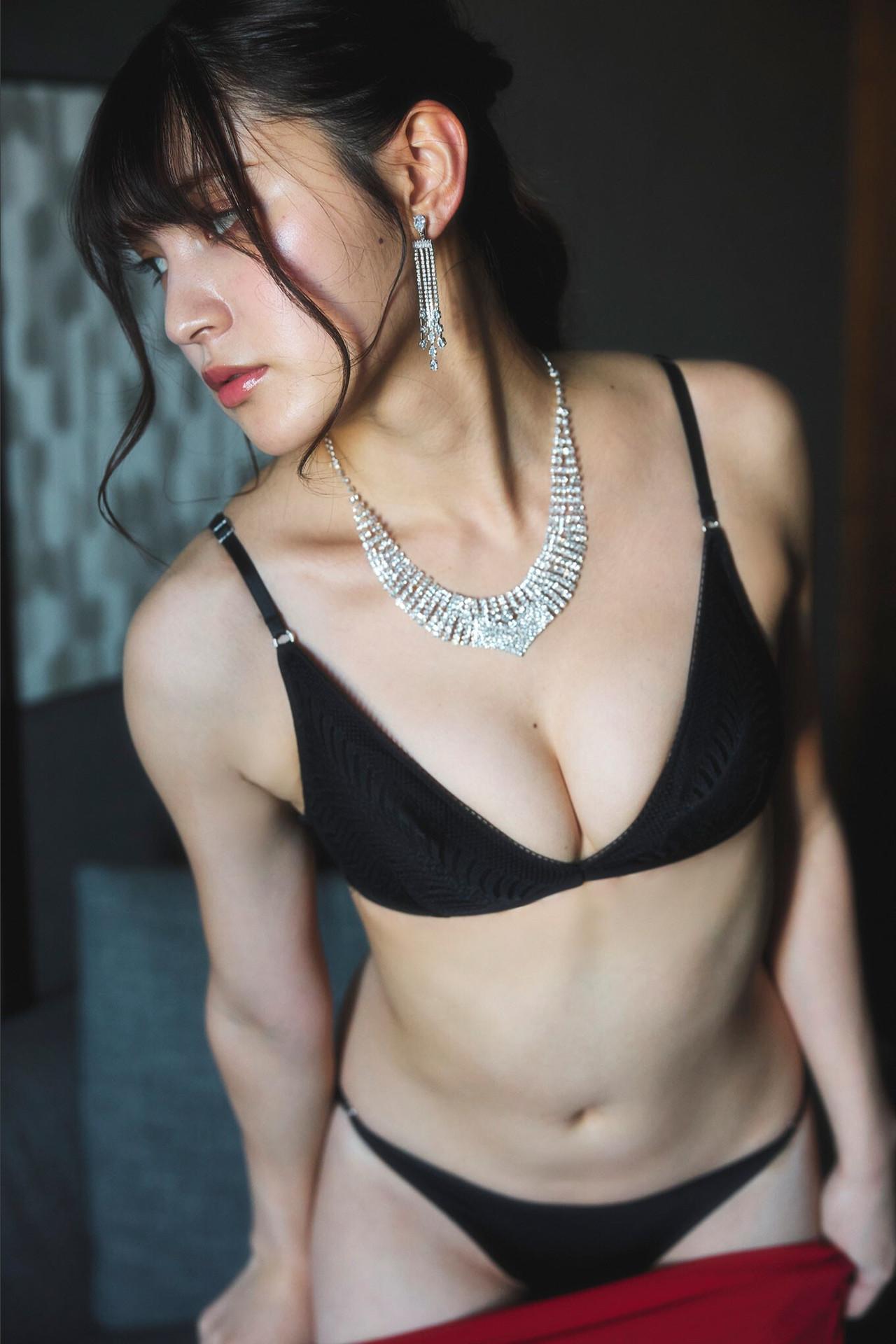 Yui Kojina 神志那結衣, SPA！デジタル写真集 「赤いドレスを脱いだら……」 Set.01(11)