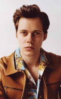 Bill Skarsgard 93yFXEoe_o