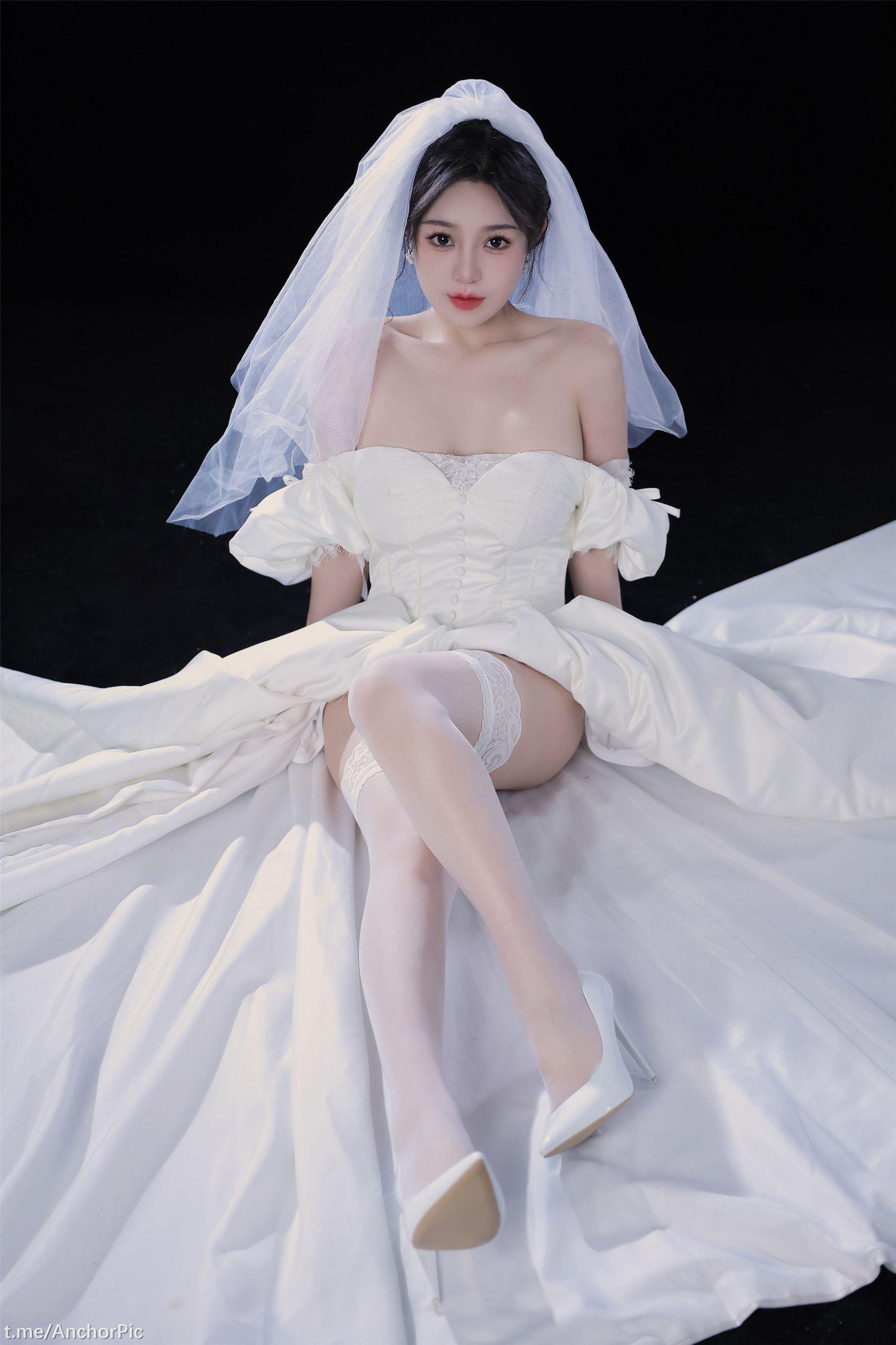 国模套图 桃暖酱《婚纱》(54)