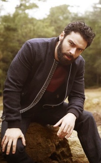 Aidan Turner HOeaZSLa_o