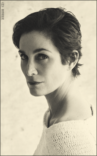 Carrie-Anne Moss 79S43aGt_o