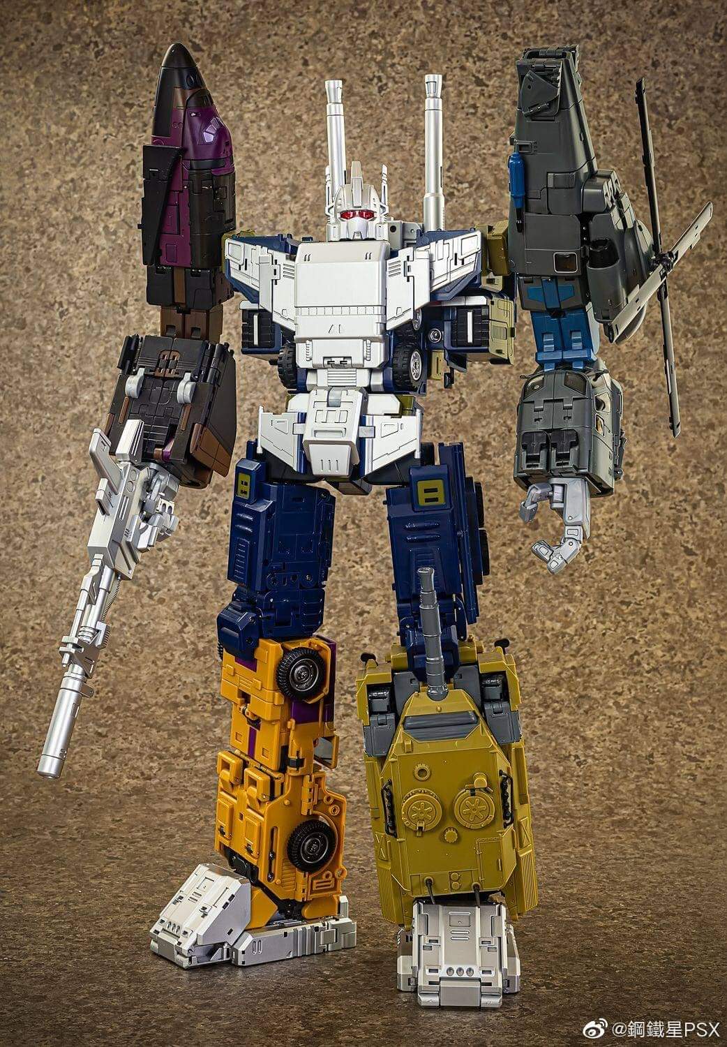 [Ocular Max] Produit Tiers - Jouet Assaultus (PS-13 à PS-17 Assaultus Malitia) - aka Bruticus - Page 5 FNT7LgCQ_o