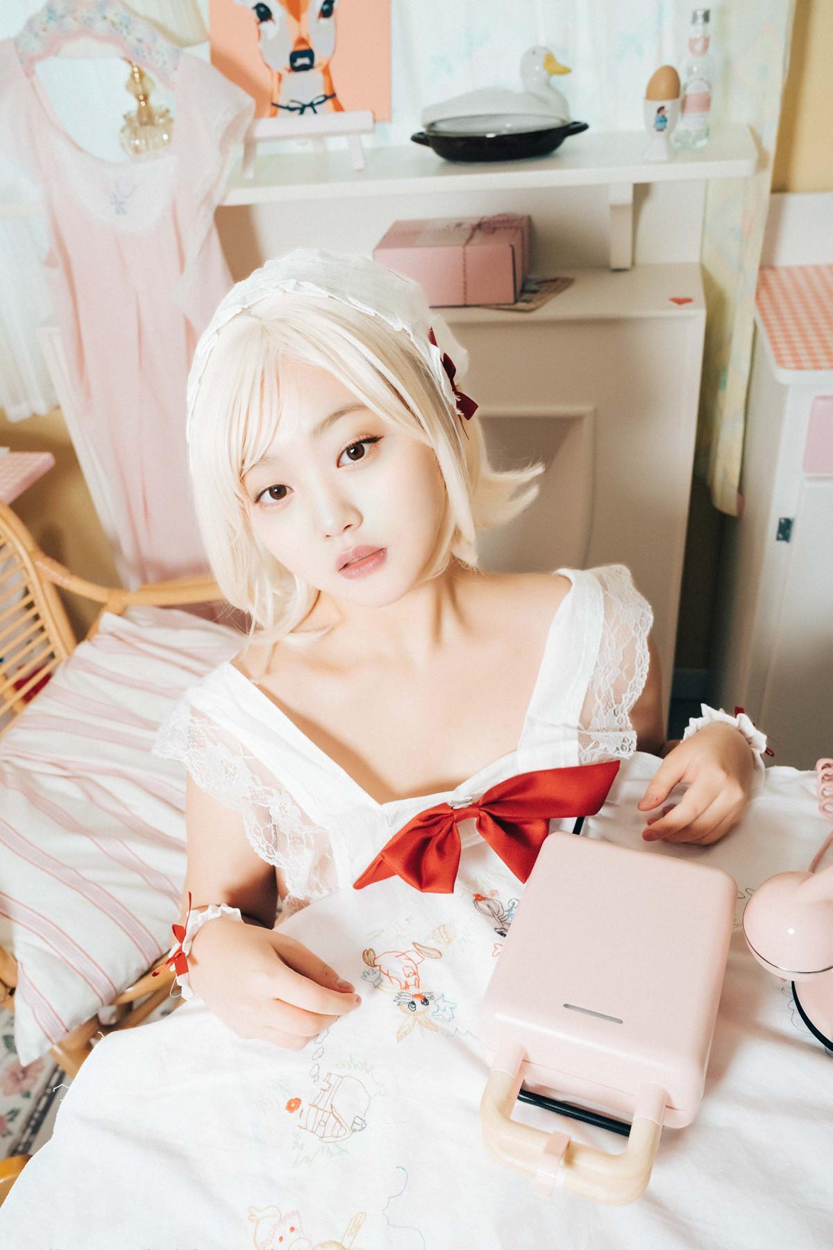 EunWoo 은우, LOOZY 「Malkang」 Set.01(36)