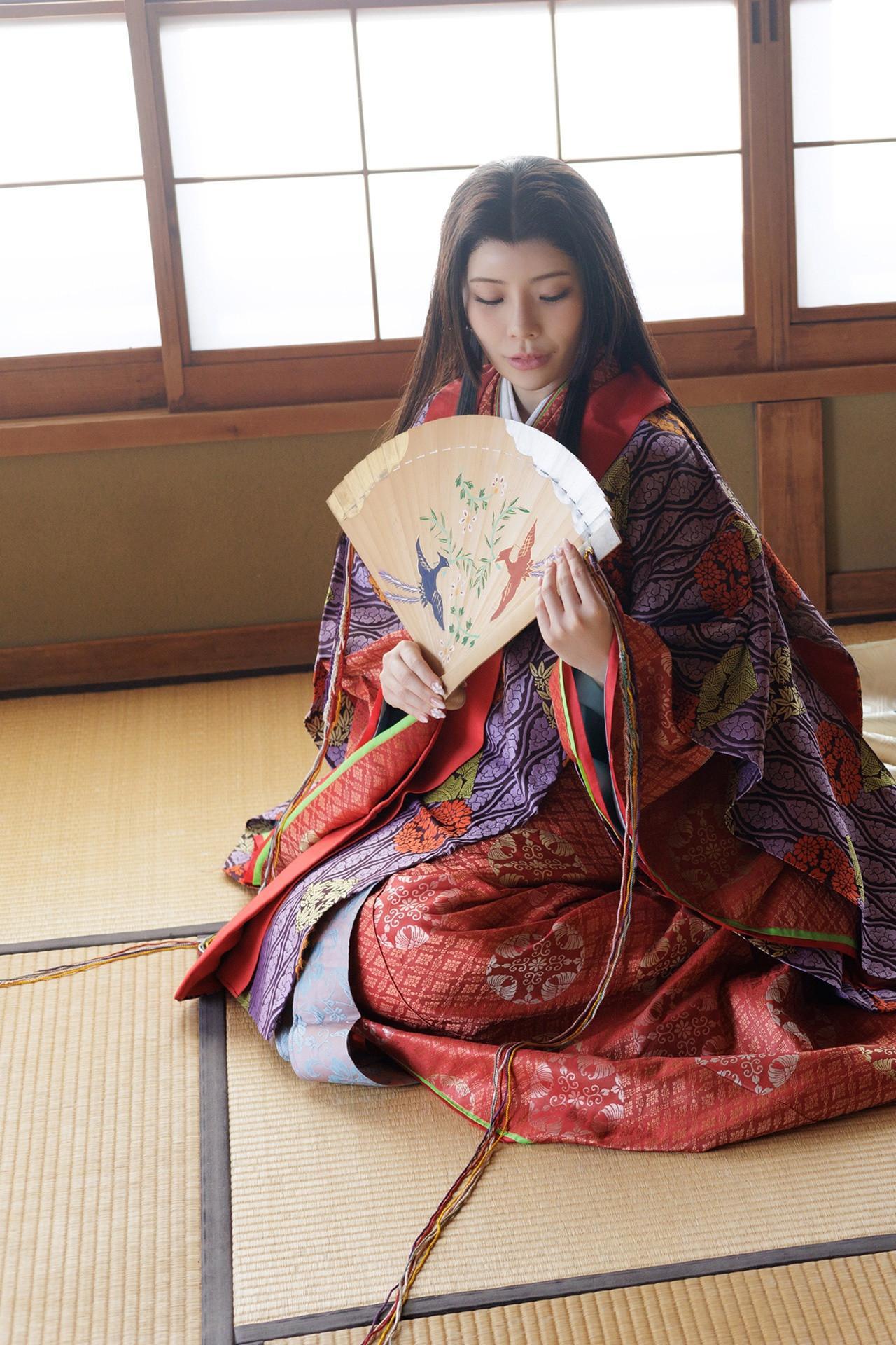 Rei Kamiki 神木麗, FLASHデジタル写真集 『雅で淫らな世界』(9)