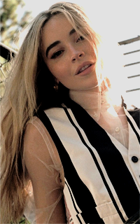 Sabrina Carpenter QDCAAHrF_o