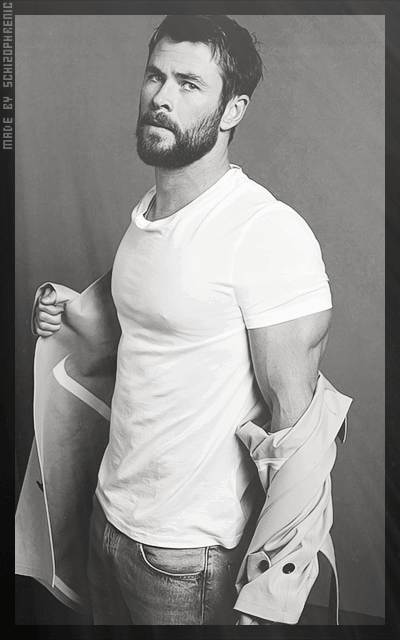Chris Hemsworth RfVQQMvc_o